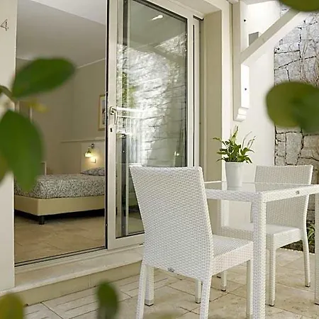 Domu Noa Hotel